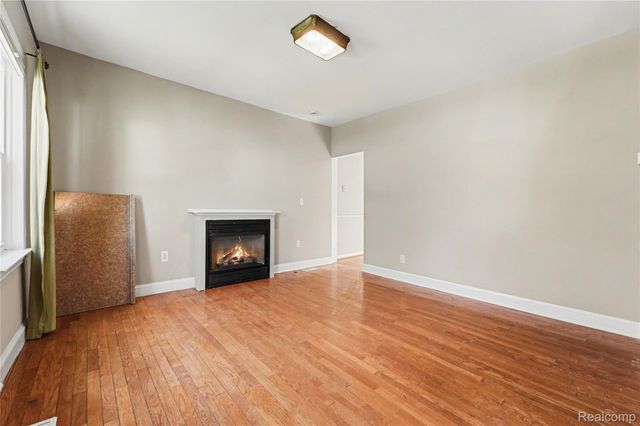 12 E Church Street, Village Of Clarkston, MI 48346