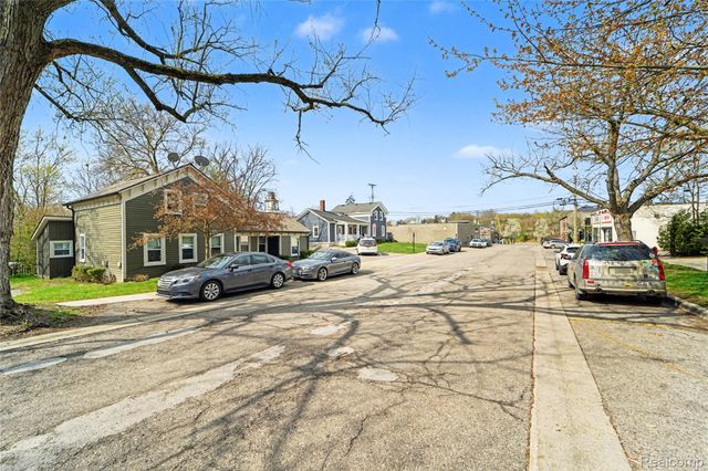12 E Church Street, Village Of Clarkston, MI 48346