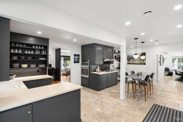 16390 Laughlin Rd, Guerneville, CA 95446