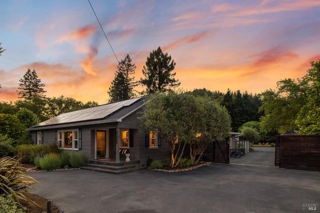 16390 Laughlin Rd, Guerneville, CA 95446