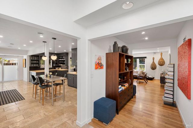 16390 Laughlin Rd, Guerneville, CA 95446