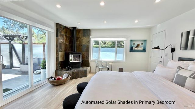 16390 Laughlin Rd, Guerneville, CA 95446