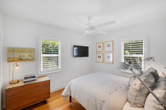 16390 Laughlin Rd, Guerneville, CA 95446