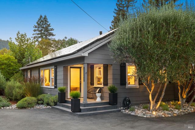 16390 Laughlin Rd, Guerneville, CA 95446