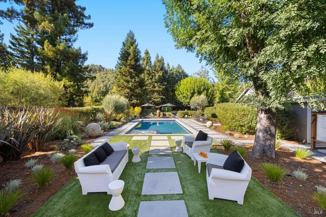 16390 Laughlin Rd, Guerneville, CA 95446