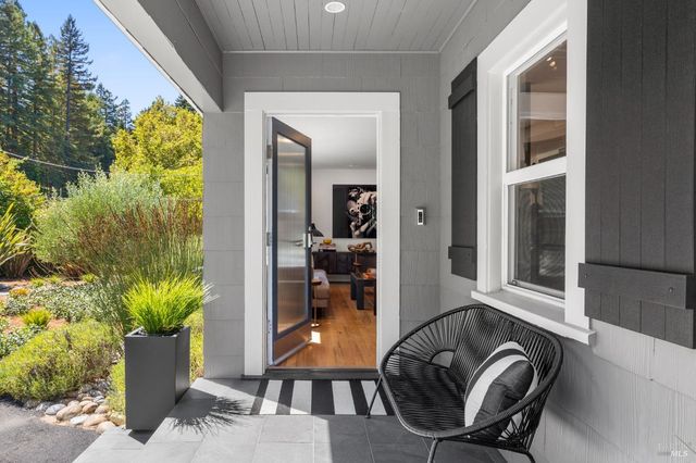 16390 Laughlin Rd, Guerneville, CA 95446