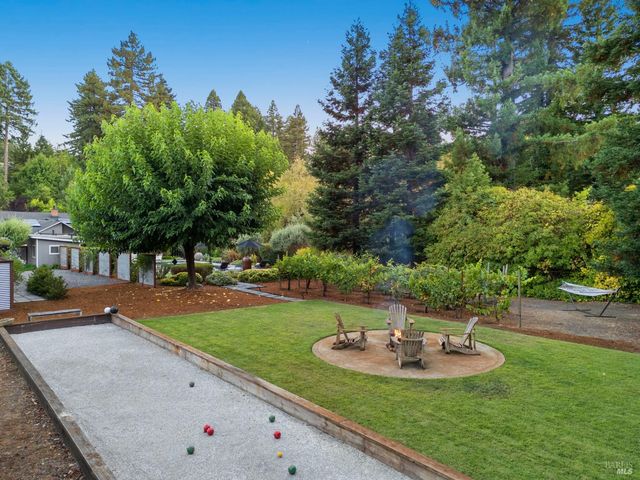 16390 Laughlin Rd, Guerneville, CA 95446