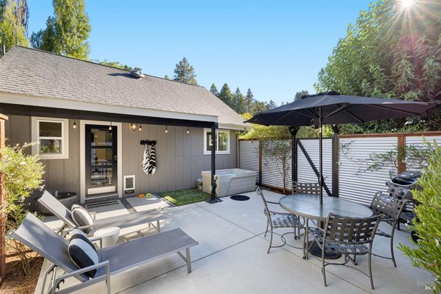16390 Laughlin Rd, Guerneville, CA 95446