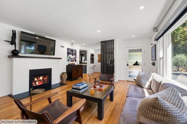 16390 Laughlin Rd, Guerneville, CA 95446