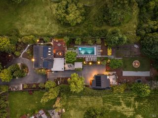 16390 Laughlin Rd, Guerneville, CA 95446