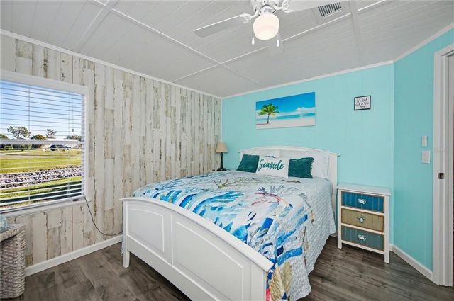 3303 BLUE JAY LANE, Englewood, FL 34224