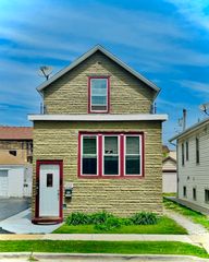 1258 Perry Street, Des Plaines, IL 60016