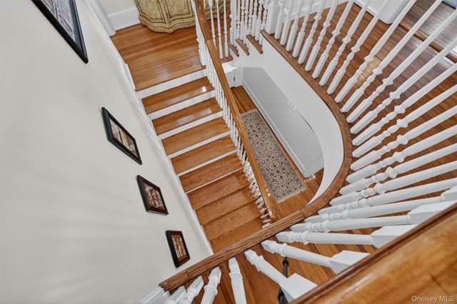 9 Ridgeview Avenue, White Plains, NY 10606