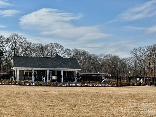 410 Cranford Drive, Pineville, NC 28134