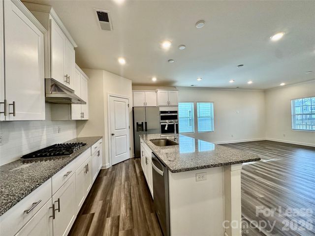 410 Cranford Drive, Pineville, NC 28134