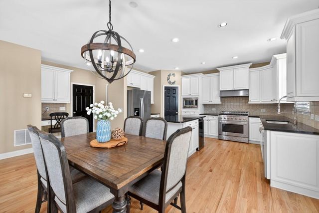 4207 Wyndam Hill Drive, Suwanee, GA 30024