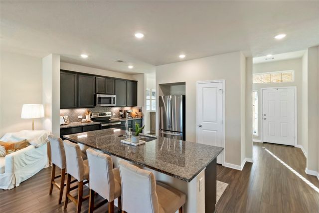 1310 Kingsgate Drive, Bryan, TX 77807