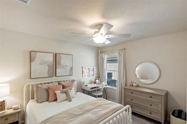 1310 Kingsgate Drive, Bryan, TX 77807