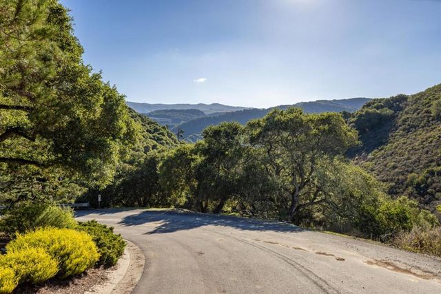 28007 Mercurio Road, Carmel Valley, CA 93923