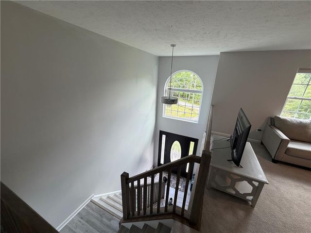 135 Tannenbaum Way, Pocono Twp, PA 18332