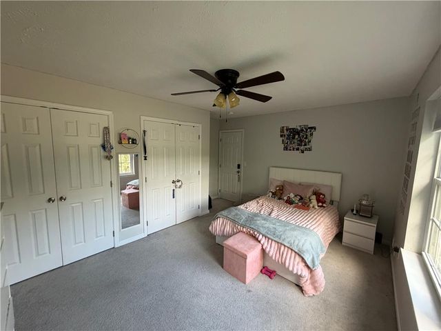 135 Tannenbaum Way, Pocono Twp, PA 18332