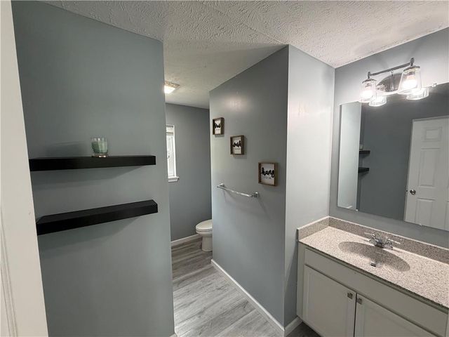 135 Tannenbaum Way, Pocono Twp, PA 18332