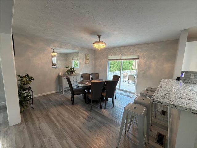 135 Tannenbaum Way, Pocono Twp, PA 18332