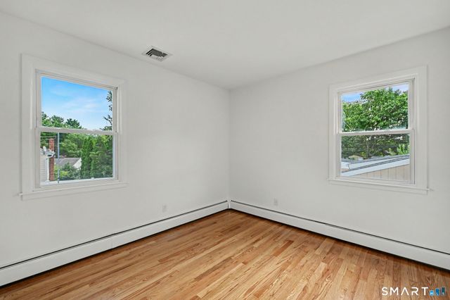 50 Reynolds Avenue, Stamford, CT 06905
