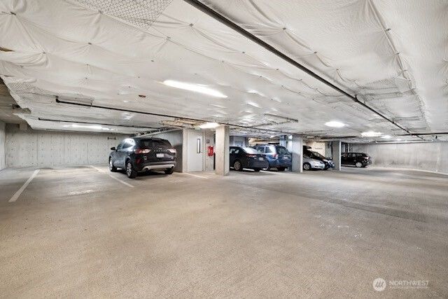 12334 31st Avenue NE #305, Seattle, WA 98125