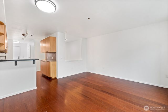 12334 31st Avenue NE #305, Seattle, WA 98125