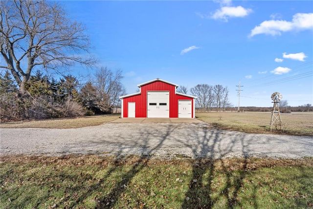 26930 Metcalf Road, Louisburg, KS 66053