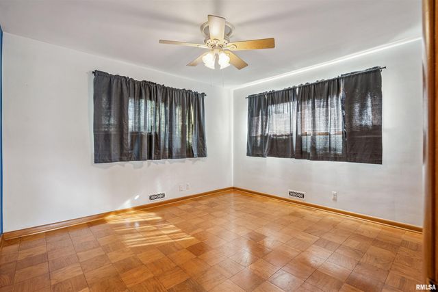 4132 RODEO Road, Davenport, IA 52806