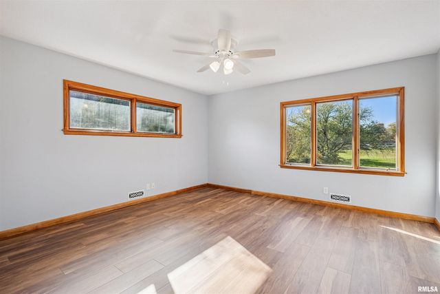 4132 RODEO Road, Davenport, IA 52806