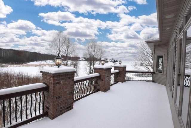 N6393 Tradewinds CIRCLE, Beaver Dam, WI 53916