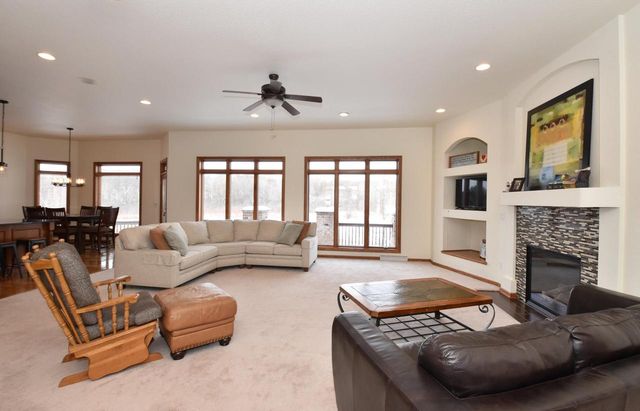 N6393 Tradewinds CIRCLE, Beaver Dam, WI 53916