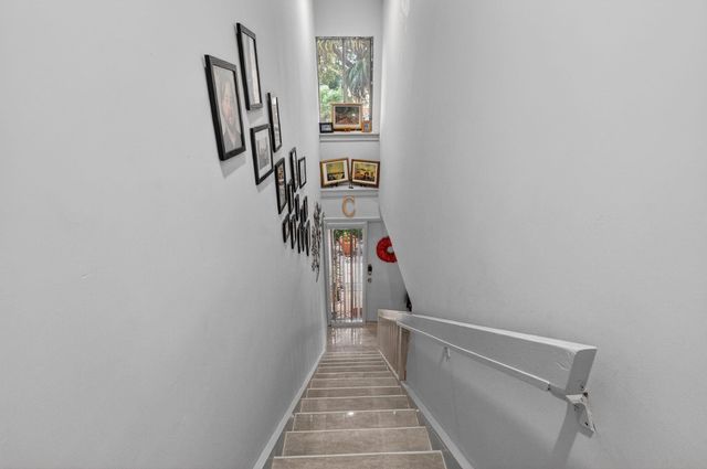 209 Wimbledon Lake Dr 209, Plantation, FL 33324