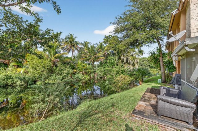 209 Wimbledon Lake Dr 209, Plantation, FL 33324