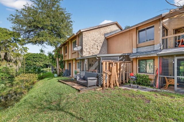 209 Wimbledon Lake Dr 209, Plantation, FL 33324