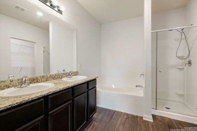 15237 Snug Harbor, Von Ormy, TX 78073