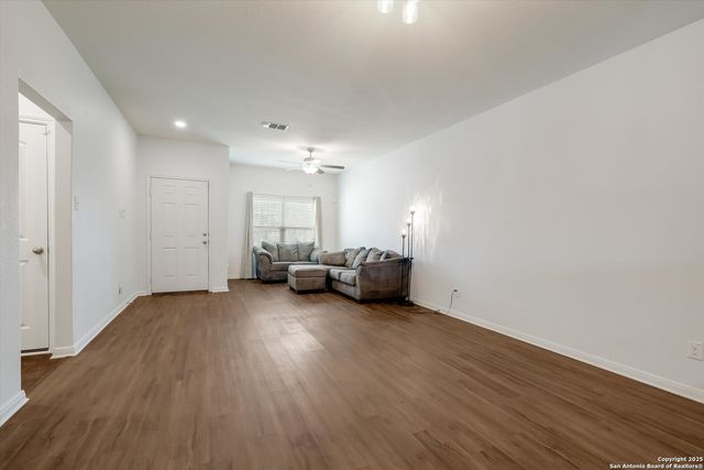 15237 Snug Harbor, Von Ormy, TX 78073