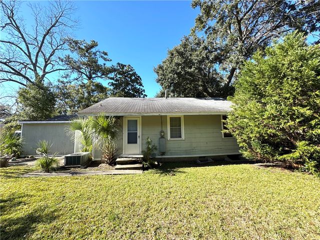 1926 Wilson Ave, Brunswick, GA 31520