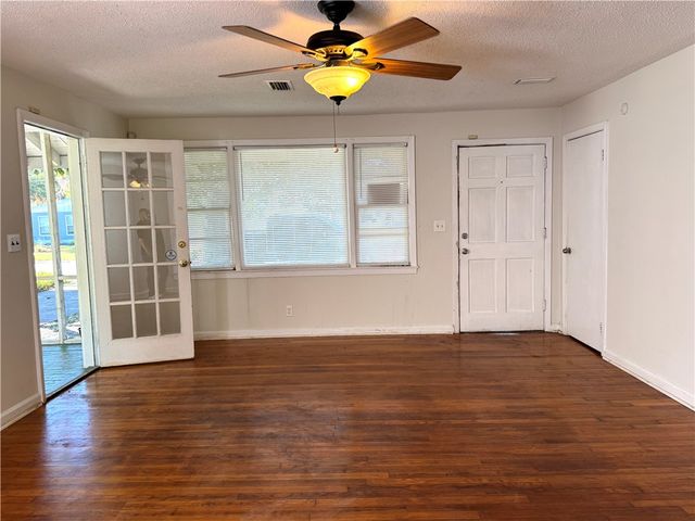 1926 Wilson Ave, Brunswick, GA 31520