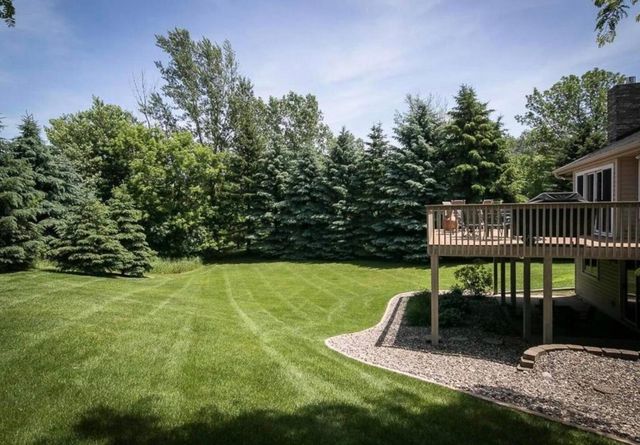 17678 Kettering Trail, Lakeville, MN 55044