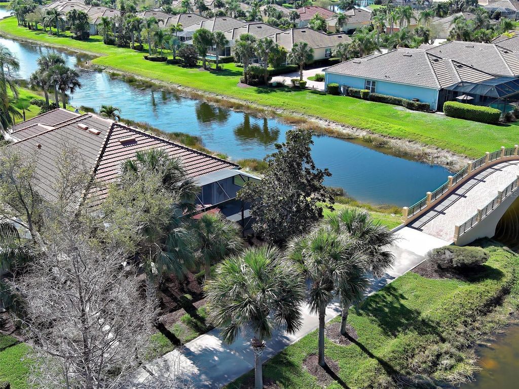 Image 33 of property listing at 13341 IPOLITA STREET, Venice, FL 34293