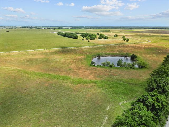 6464 County Road 1050, Celeste, TX 75423