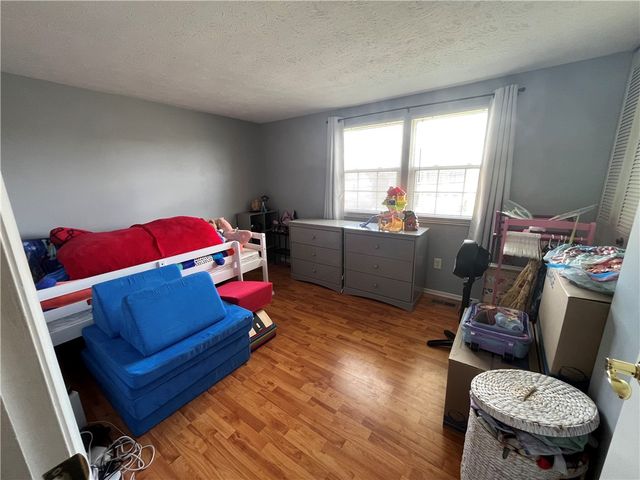 3000 Ridge Rd, South Park, PA 15129