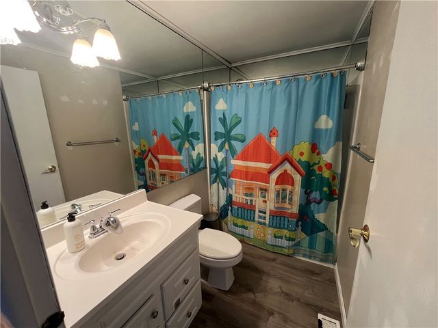 3000 Ridge Rd, South Park, PA 15129
