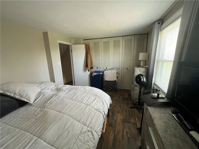 3000 Ridge Rd, South Park, PA 15129