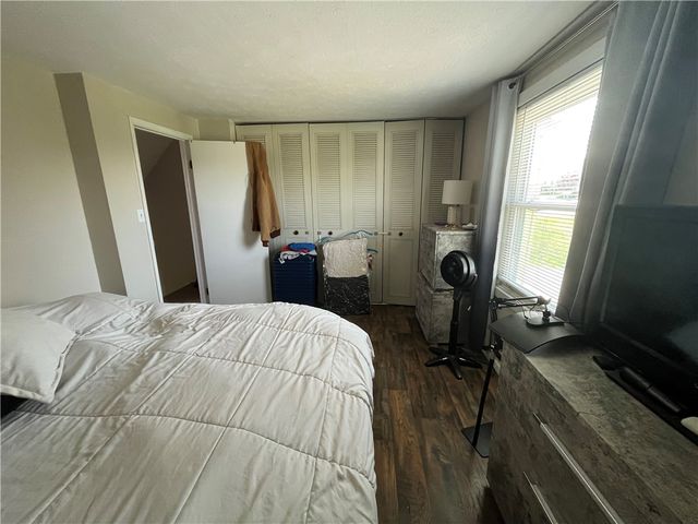 3000 Ridge Rd, South Park, PA 15129