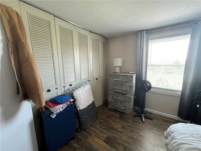 3000 Ridge Rd, South Park, PA 15129